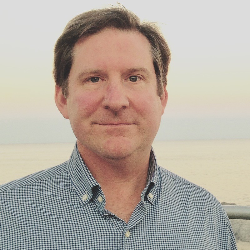 Mike Hale headshot